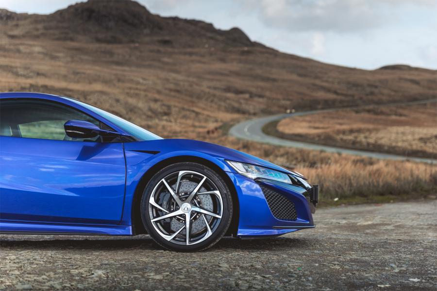 Детали экстерьера Honda NSX 2016 года  (UK) (фото 102 из 120)